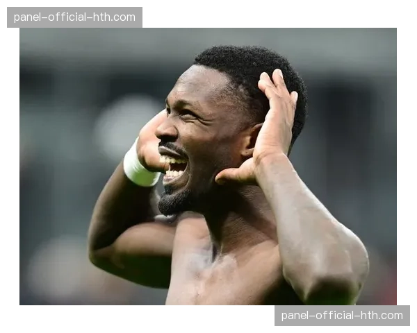 意大利国家德比半场：国际米兰1-0尤文图斯，图拉姆头球破门